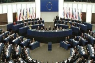 البرلمان الأوروبى يصوت على اتفاقية التجارة بين الاتحاد وبريطانيا 27 أبريل