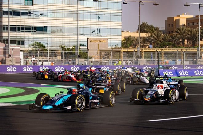 جدة تشهد السباق الرسمي لجائزة السعودية الكبرى للفورمولا 1