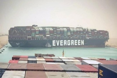 قناة السويس و”إيفرجيفن” يتوصلان لاتفاق بشأن التعويض عن واقعة جنوح السفينة