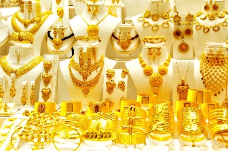 استقرار أسعار الذهب في السعودية اليوم الأحد