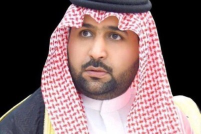 سمو أمير منطقة جازان بالنيابة يعزي أسرة الشيخ في وفاة والدهم