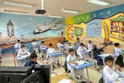 بالصور : طلاب وطالبات تعليم الليث  ينتظمون في اليوم الدراسي الأول خلال شهر رمضان المبارك