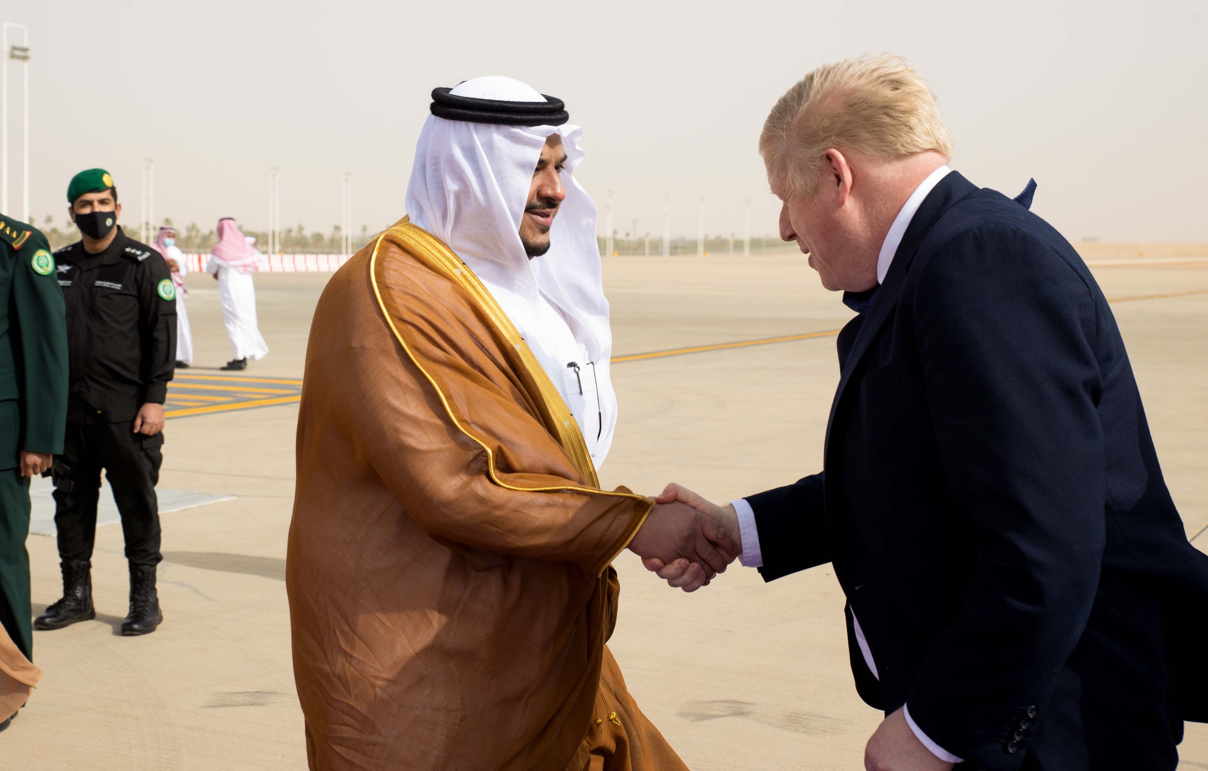 رئيس الوزراء البريطاني يصل الرياض