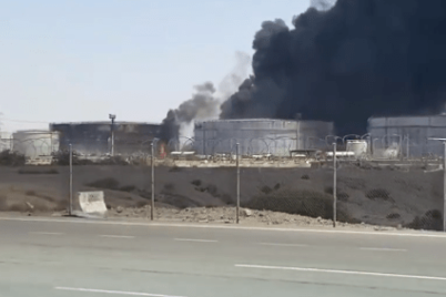 عمليات السيطرة على الحريق في منشأة جدة النفطية ما زالت مستمرة