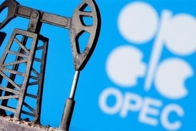 أوبك توافق على زيادة انتاج النفط العراقي إلى 4.5 مليون برميل يوميا