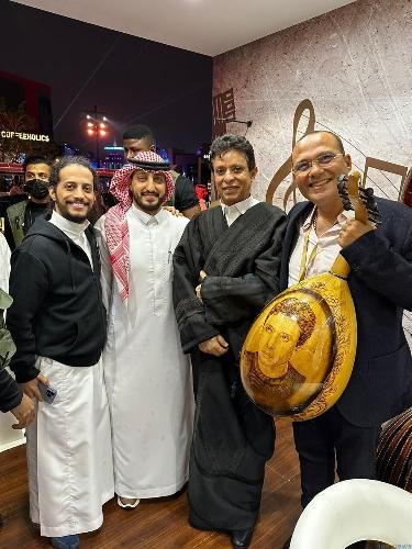 "فتحي" يفتتح معرض النغم الأصيل بملقا الرياض