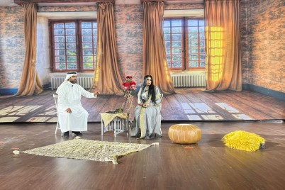 مسرحية (علاقات)  سوسيولوجيا مهرجان الرياض المسرحي